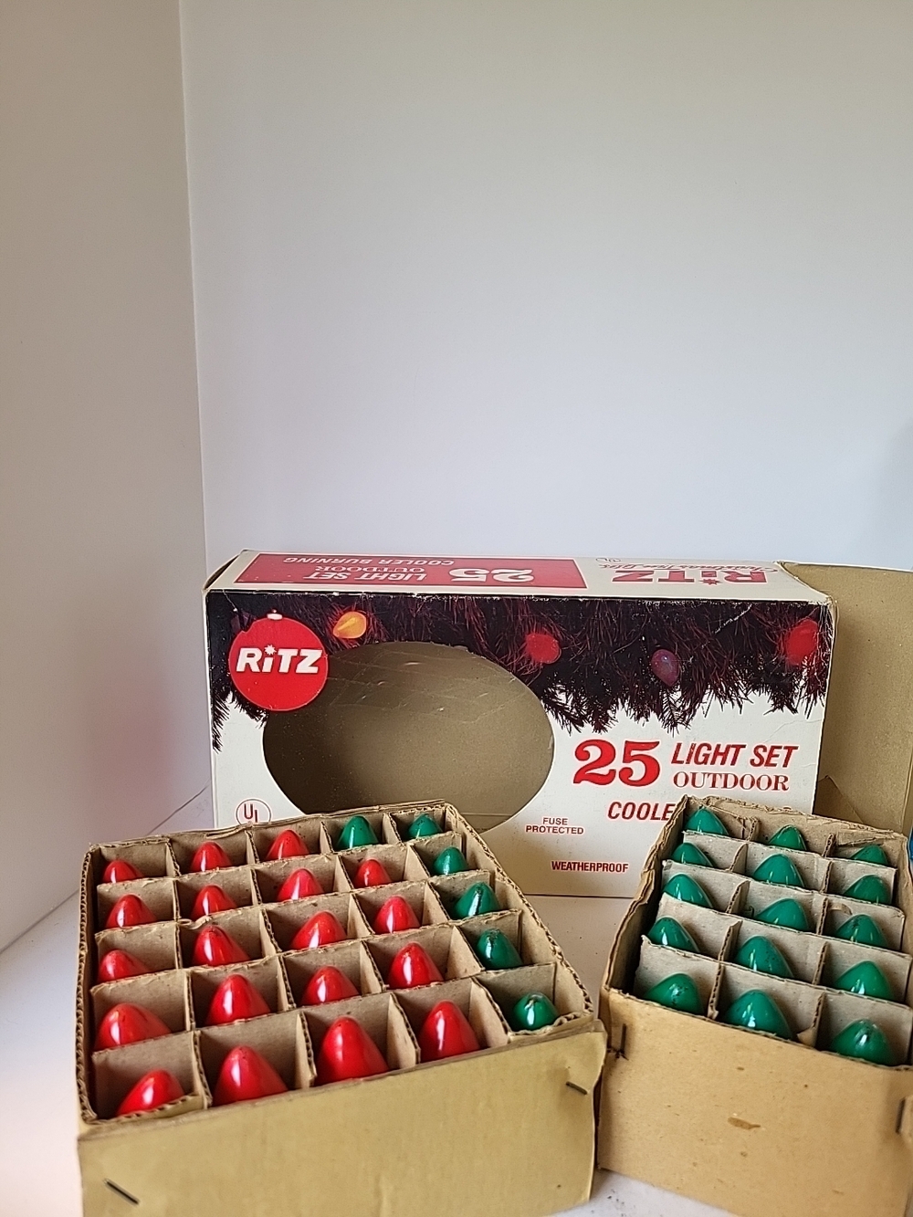 Vintage Ritz 25-Light Outdoor Christmas Bulb Set  Red & Green Bulbs Only No Cord
